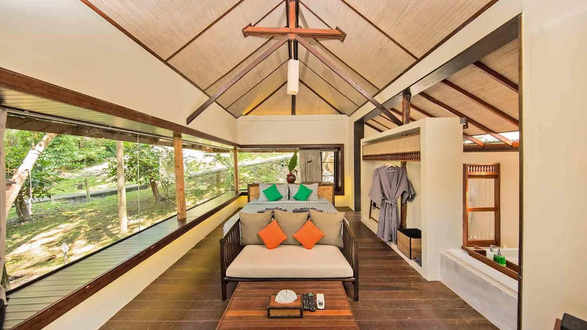 ****  Srilanta Resort And Spa Ko Lanta Thaiföld